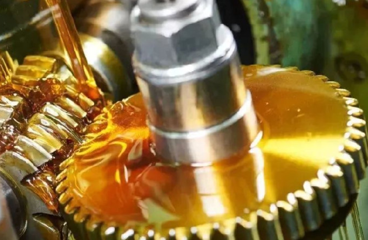 Lubricating oil extreme pressure anti-wear additive effectively improves industrial efficiency